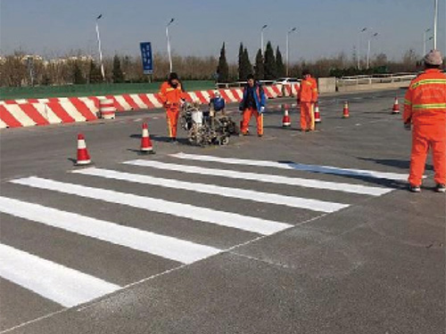 道路标线施工